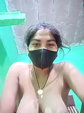 Snapshot of HOTBABITARAJ chatting on March 22, 3:41 am HOTBABITARAJ online show from March 22, 3:41 am