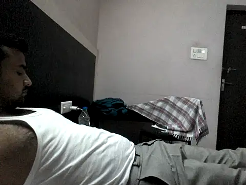 Snapshot of lallantoplonda chatting on June 19, 12:42 pm lallantoplonda online show from June 19, 12:42 pm