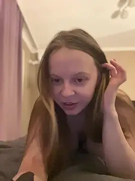 wrenlie online show from February 27, 5:58 pm