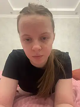 wrenlie online show from October 24, 4:03 pm