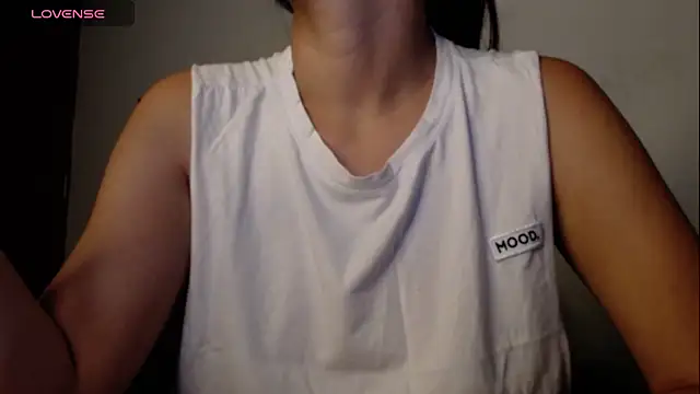 Snapshot of alma_violeta chatting on October 5, 11:35 pm alma violeta online show from October 5, 11:35 pm