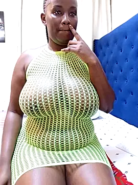 Sexyxcurves online show from March 6, 10:01 am