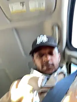 Snapshot of rayyymack chatting on February 13, 7:43 pm rayyymack online show from February 13, 7:43 pm