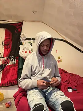 Snapshot of rayyymack chatting on March 13, 10:55 am rayyymack online show from March 13, 10:55 am