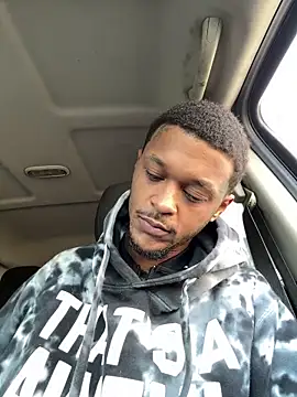 Snapshot of rayyymack chatting on March 26, 2:22 pm rayyymack online show from March 26, 2:22 pm