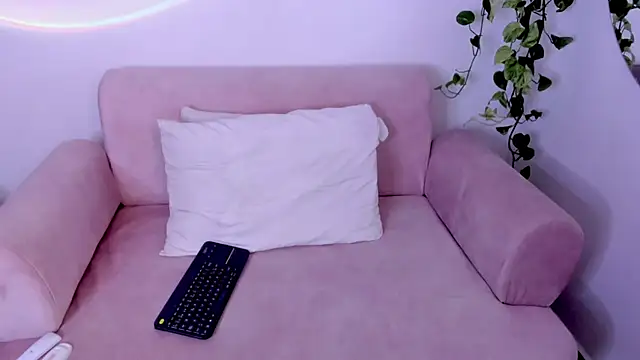 Catbaby888  online show from December 16, 12:43 pm