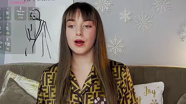 Snapshot of Sofia_Hugs chatting on January 25, 5:19 pm Sofia Hugs online show from January 25, 5:19 pm