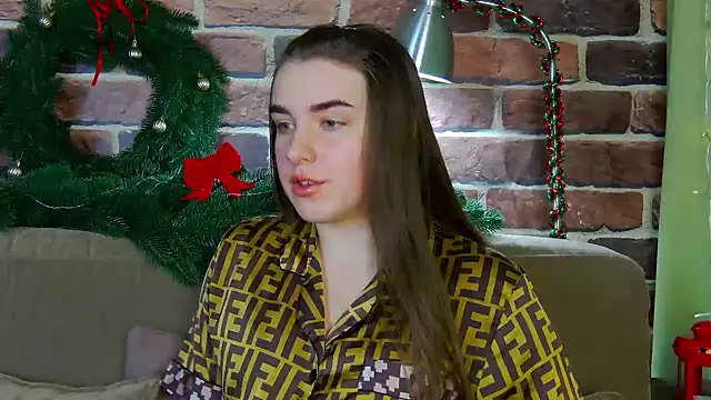 Sofia Hugs online show from January 16, 7:51 pm