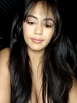 azzahara069 online show from December 18, 3:47 am