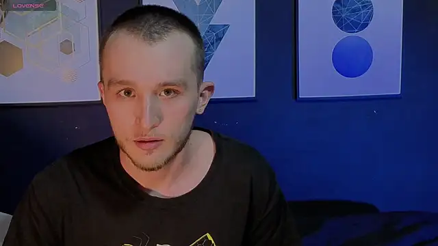 Snapshot of Dylanwhite23_ chatting on February 22, 6:50 pm Dylanwhite23 online show from February 22, 6:50 pm