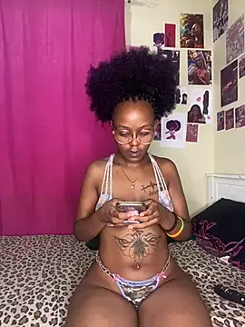 naughtybitches5 online show from January 14, 3:56 am