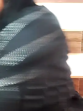 Indian-Nazia online show from October 19, 8:42 pm