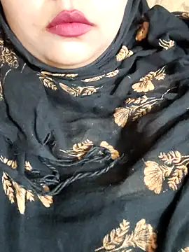 Snapshot of Indian-Nazia chatting on June 19, 7:01 am Indian-Nazia online show from June 19, 7:01 am