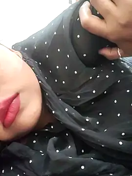 Snapshot of Indian-Nazia chatting on July 2, 10:43 am Indian-Nazia online show from July 2, 10:43 am