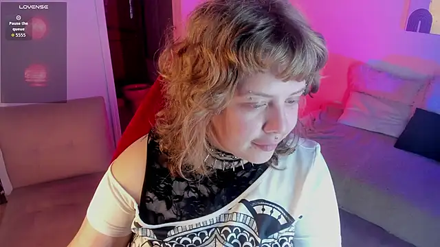 Sabrina scarlett online show from October 1, 5:13 am