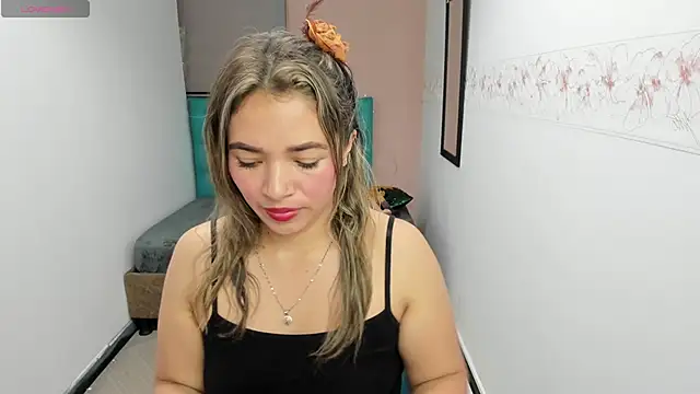 ArielleJones online show from December 30, 11:37 am