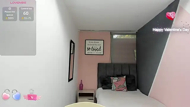 ArielleJones online show from January 17, 11:59 am