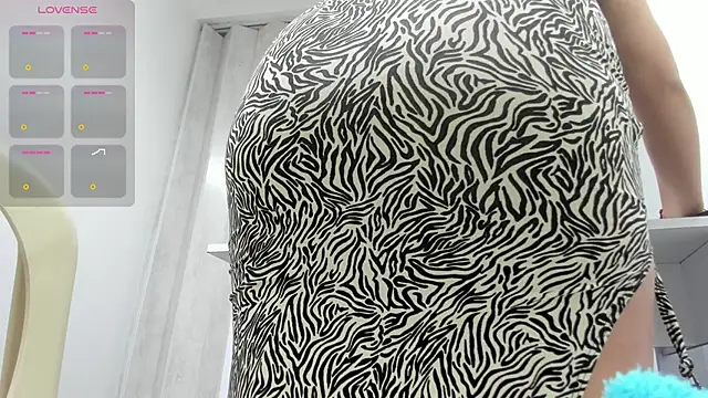 ArielleJones online show from January 22, 11:56 am