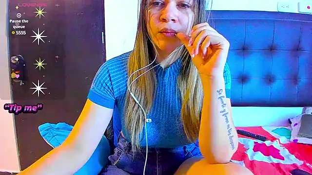 Snapshot of daniela_beauty chatting on December 12, 9:48 pm daniela beauty online show from December 12, 9:48 pm