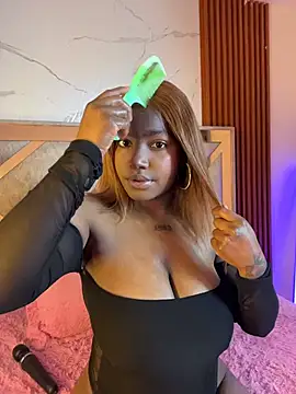 Kendy Wilkinson online show from July 12, 12:12 am
