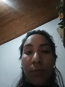 Snapshot of PoisonIvy15_ chatting on December 12, 3:43 am PoisonIvy15  online show from December 12, 3:43 am