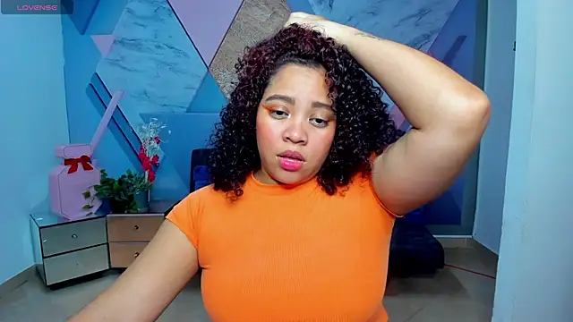 AngelaCoffee online show from March 8, 3:28 am