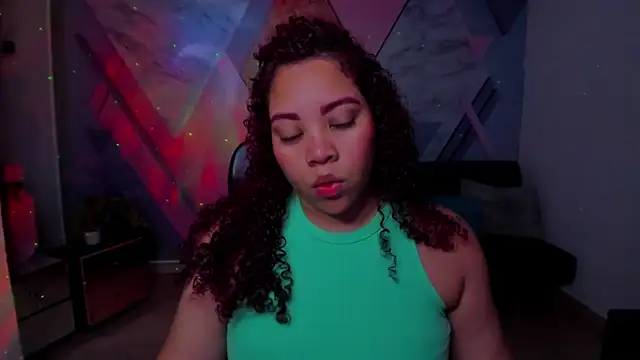 AngelaCoffee online show from December 4, 3:16 am