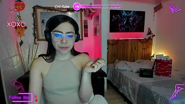 LauGrayJ online show from January 23, 12:25 am