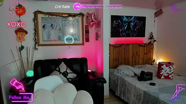 LauGrayJ online show from February 14, 6:29 pm