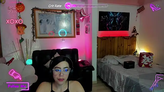 LauGrayJ online show from February 15, 4:03 am