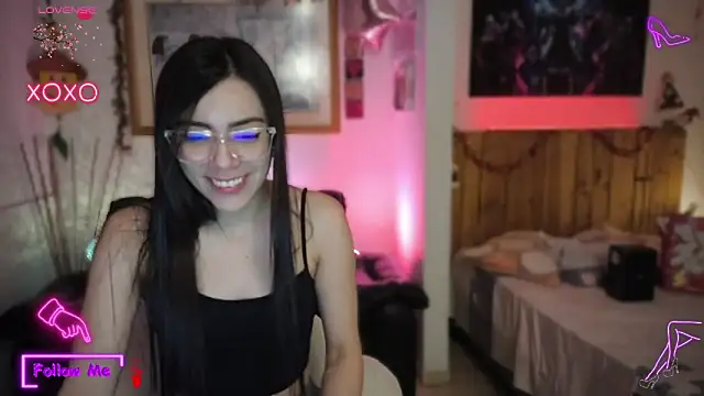 LauGrayJ online show from March 23, 12:04 am