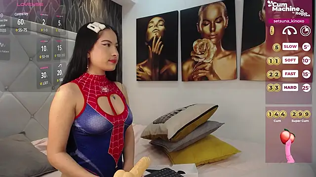 Snapshot of Madeline_Dreams chatting on March 13, 1:18 pm Madeline Dreams online show from March 13, 1:18 pm