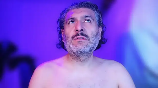 BushBator online show from January 4, 7:55 am