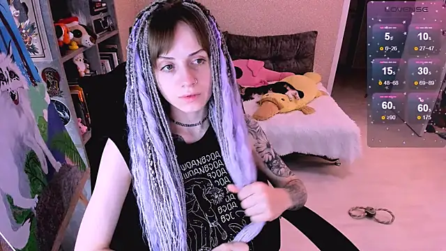 NaniMoore online show from December 2, 11:34 am