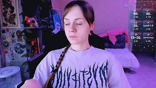 NaniMoore online show from February 6, 8:56 pm