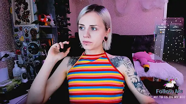 NaniMoore online show from November 16, 8:36 pm