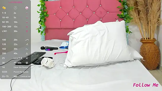 arisha hot online show from October 26, 11:38 am