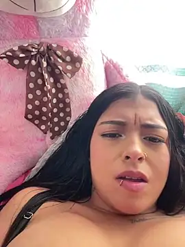 Dulce-diosa online show from April 14, 9:32 pm