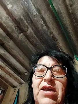 clarita 01 online show from October 6, 10:34 am