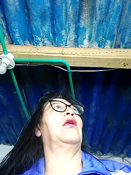 clarita 01 online show from December 2, 12:43 pm