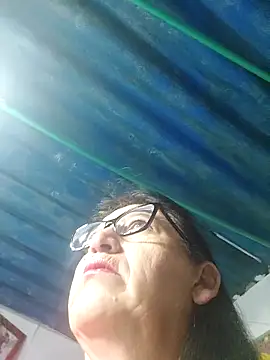 clarita 01 online show from March 14, 12:32 pm