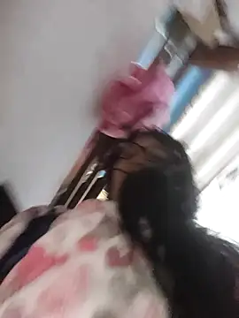 clarita 01 online show from April 7, 2:06 pm