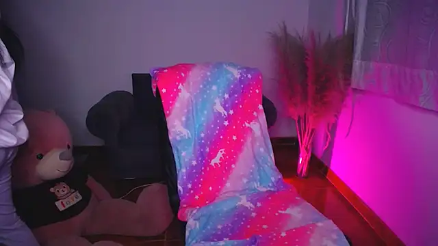 Alin Aly online show from November 4, 11:15 pm