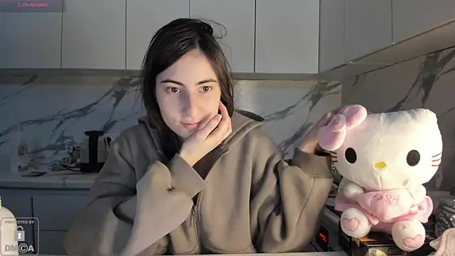 Ayesha Thebestt online show from February 5, 5:34 am