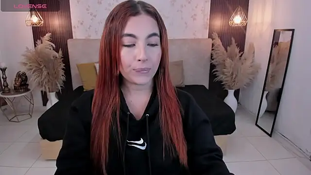 SusyAmis online show from April 11, 3:44 am