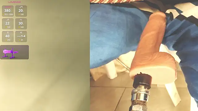 aleja20 - online show from March 2, 4:36 am