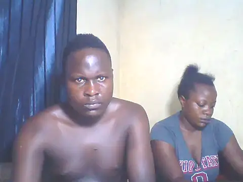 Dark Queenchocolate online show from November 18, 1:11 am