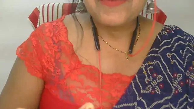Snapshot of Cute_Ruhi99 chatting on July 6, 8:55 am Cute Ruhi99 online show from July 6, 8:55 am