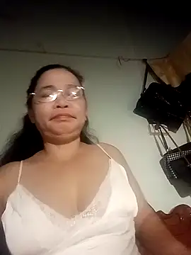 Snapshot of Sexy-asslove90 chatting on November 7, 2:06 pm Sexy-asslove90 online show from November 7, 2:06 pm