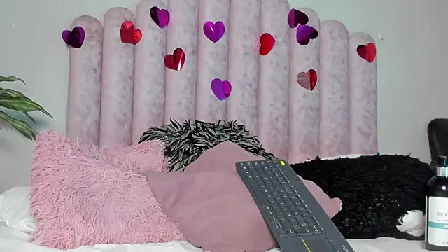 SusanBenett online show from February 28, 7:48 am